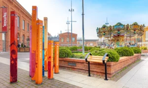 Městské opěrátko s područkou Skarabeus