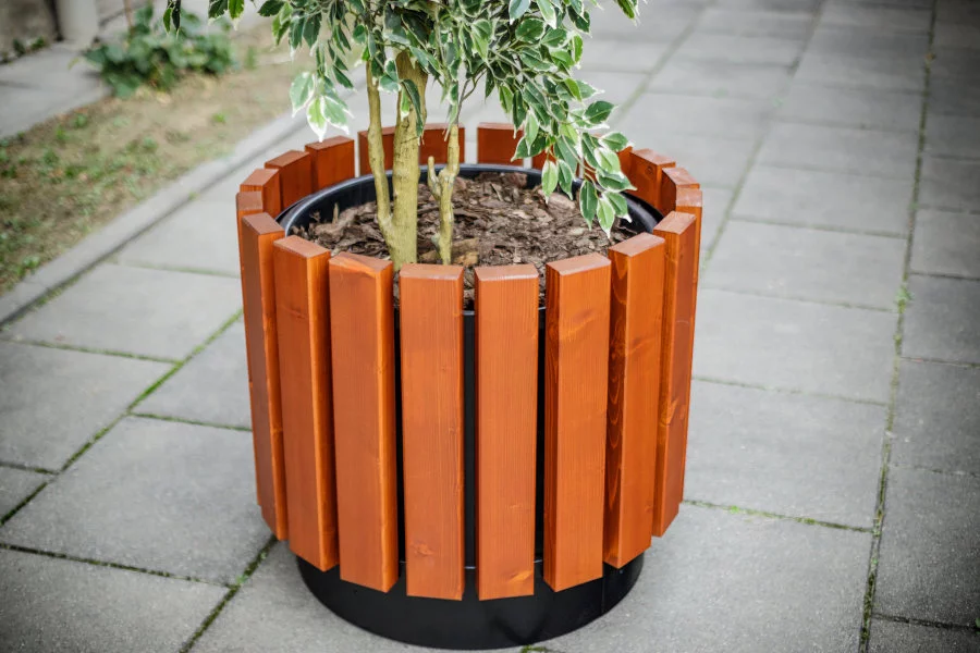 Perfektně padnoucí městský hrnec!