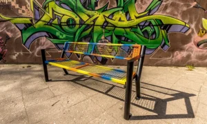 Lavička Gladiátor Solid s loketní opěrkou