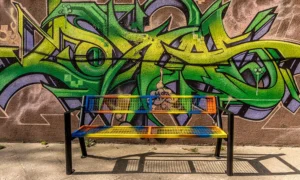 Lavička Gladiátor Solid s loketní opěrkou