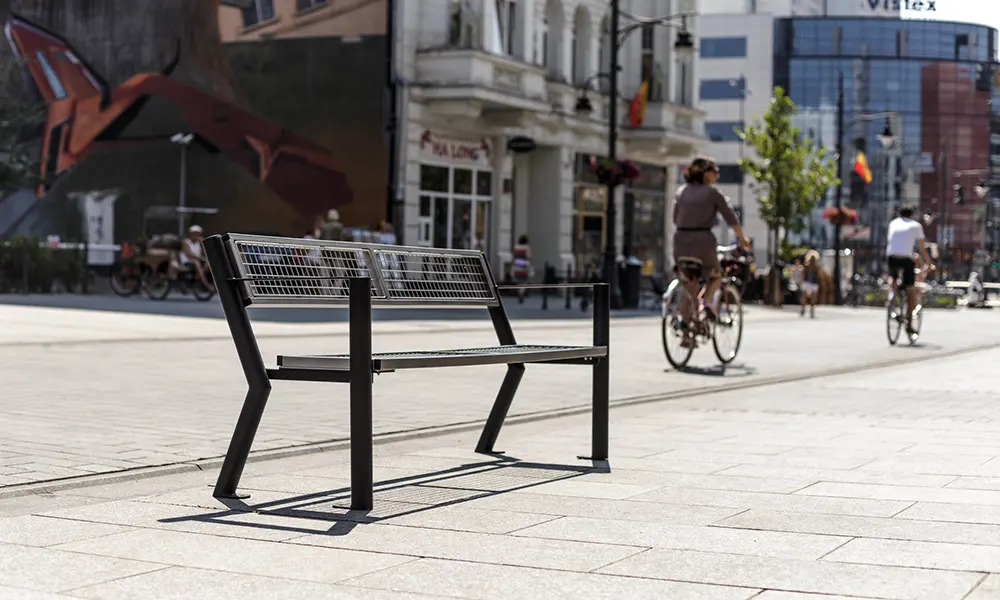 Lavička Gladiátor Solid s loketní opěrkou