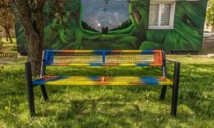 Lavička Gladiátor Solid s loketní opěrkou