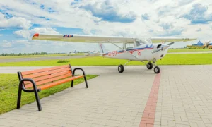 Lavička Spartan BIS