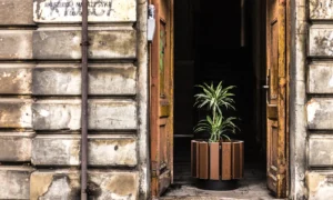 Květináč Brno 46 L