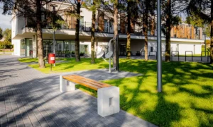 Lavička Roma bez opěradla