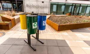 Odpadkový koš na tříděný odpad Koniczyna