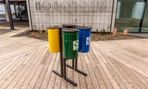 Odpadkový koš na tříděný odpad Koniczyna
