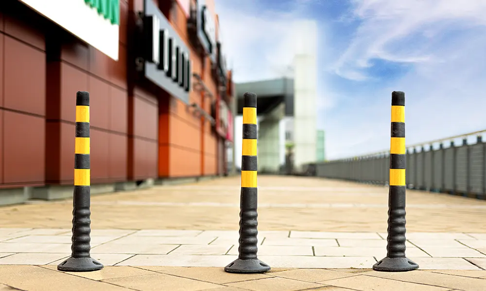 Městský sloupek Hornet