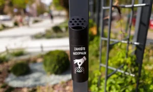 Nástěnný popelník