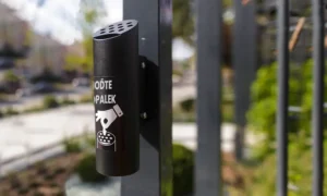 Nástěnný popelník