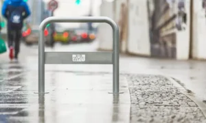 Stojan na kola typu U