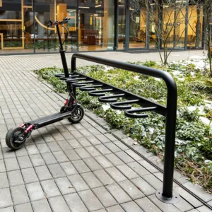 Stojan na skůtry a koloběžky Frida