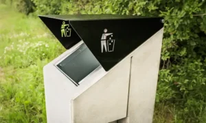 Odpadkový koš Roma Šikmá